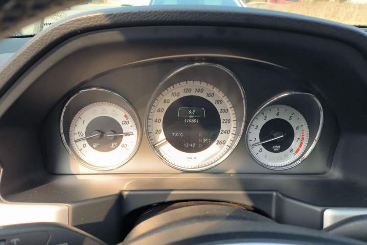 Used Mercedes-Benz GLK-Class 2014 GLK 260 4MATIC Dynamic Model
