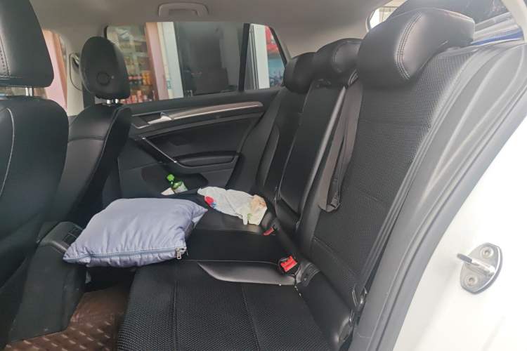 Used Volkswagen Golf 2016 230TSI Automatic Comfort Version