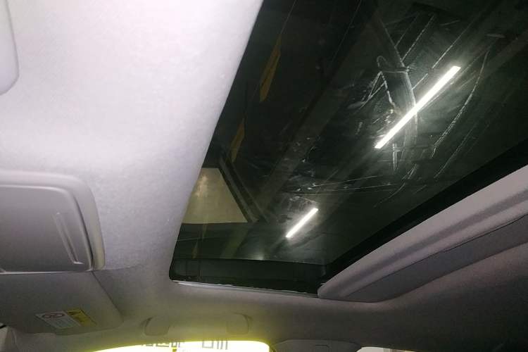 Used Honda Civic 2023 240TURBO CVT Dynamic · Center Stage Special Edition