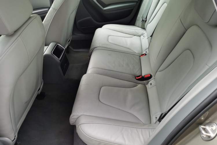 Used Audi A4L 2013 35 TFSI Automatic Comfort Model Left Rear Seat