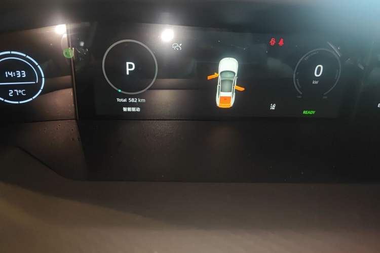 Used CHANGAN UNI-V iDD 2024 Blue Whale Smart Electric iDD 136km ZhiKu Model
