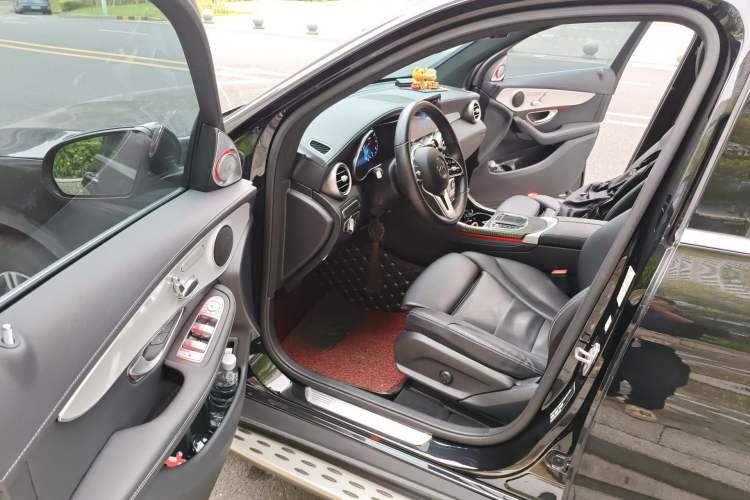 Used Mercedes-Benz GLC 2021 GLC 260 L 4MATIC Dynamic Edition Driver Seat