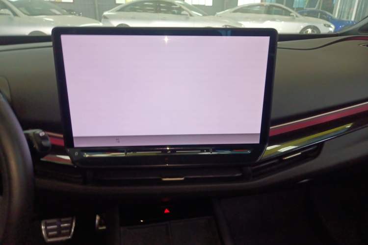 Used Volkswagen ID.UNYX 2024 Pro Long-Range Version Audio And AC Panel