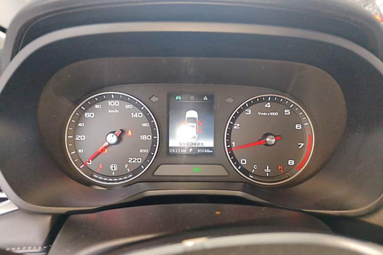Used Roewe i5 2019 1.5L Automatic 4G Connected Langhao Edition