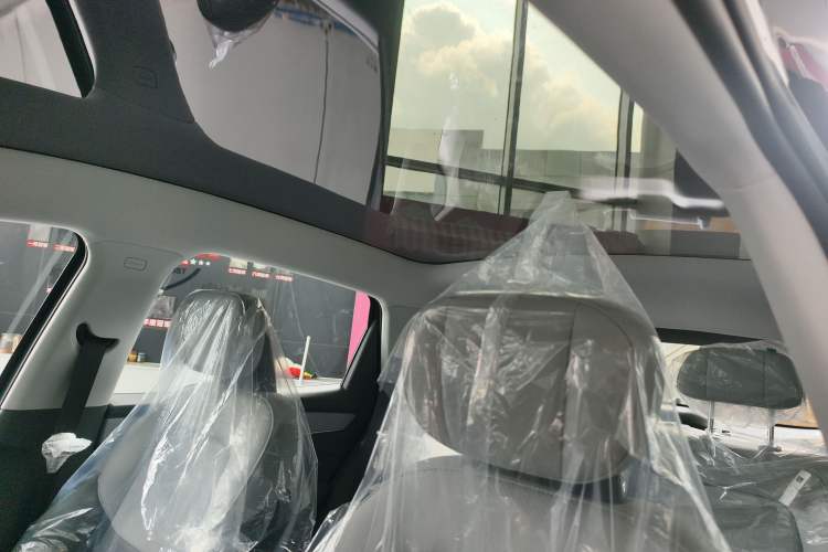 Used Bestune Yueyi 03 2025 565km Enjoy Edition Headliner