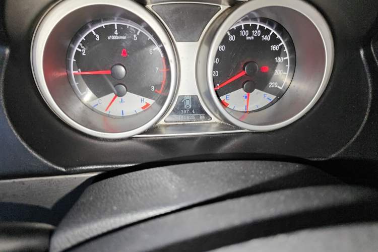 Used Geely Auto GX7 2012 1.8L Manual Elite Model Odometer Close Up