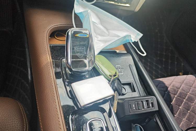 Used Volvo S90 2021 B5 Zhiyi Luxury Edition
