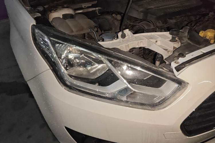 Used Ford Escort 2015 1.5L Automatic Comfort Edition
