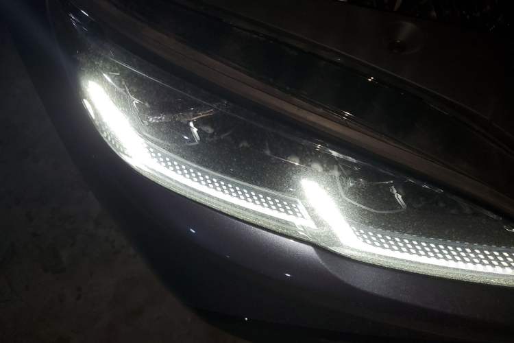 Used BYD Seal 06 New Energy 2024 DM-i 80KM Prestige Model Right Front Headlight