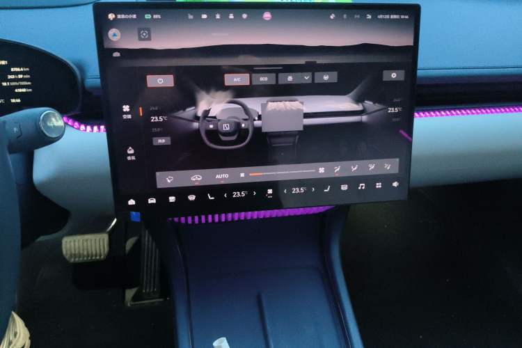 Used Zeekr 007 2025 Rear-Drive Intelligent Driving Version 75 kWh Audio And AC Panel