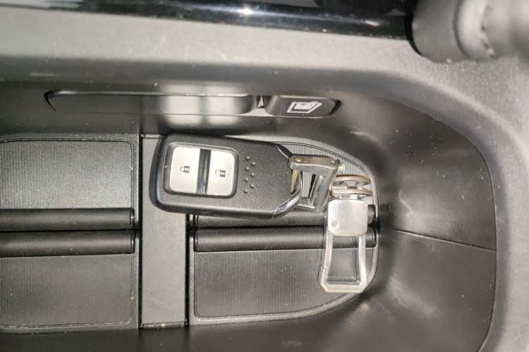 Used Honda XR-V 2017 1.8L EXi CVT Comfort Version