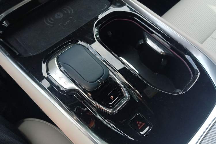 Used Zeekr 009 2022 WE Edition
