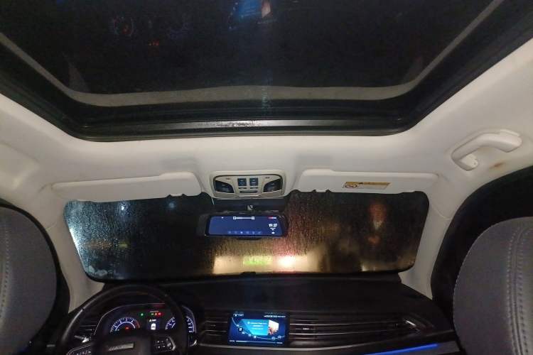 Used Haval H6 2017 Blue Label 2.0T Automatic Two-Wheel Drive Smart Edition
