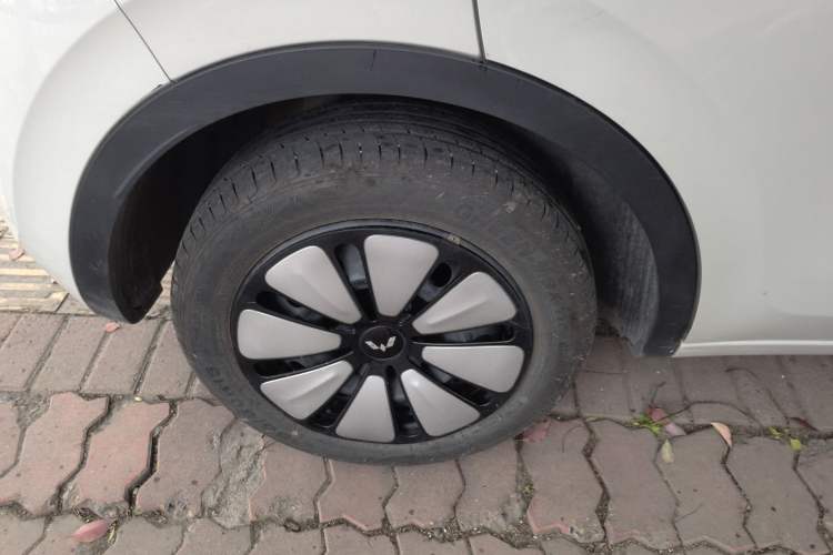 Used Wuling Bingo 2024 333 km Enjoyment Version
