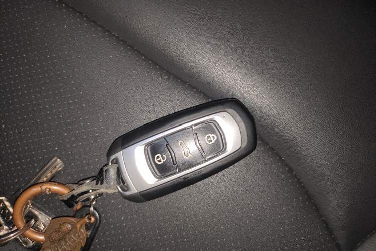 Used Geely Auto Emgrand 2018 1.5L Manual Upward Connect Edition Vehicle Key