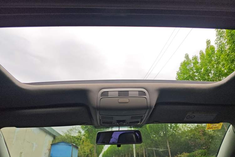 Used Volkswagen Magotan 2015 1.8TSI Advanced Model