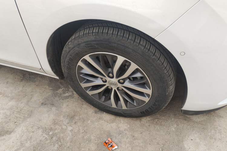 Used Buick GL8 2017 ES 28T Flagship Model China V Standard