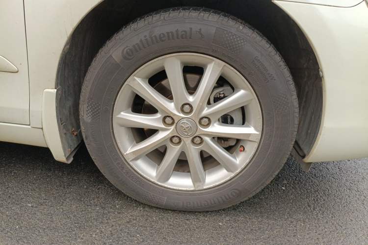 Used Toyota Camry 2011 200G Classic Anniversary Edition Right Front Wheel Hub