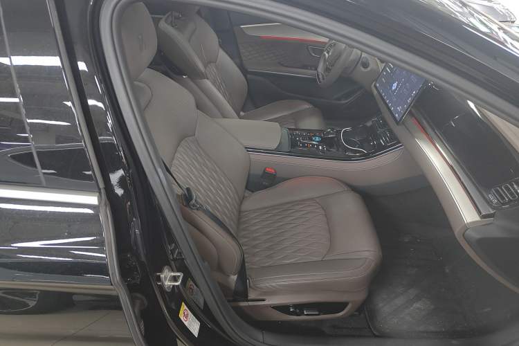 Used BYD Han 2023 DM-i Champion Edition 121KM Prestige Model