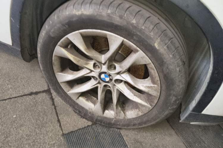 Used BMW X1 2014 sDrive18i Leading Model
