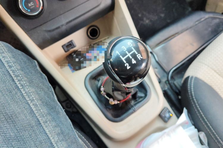 Used CHANGAN KUAYUE Xing V5 2021 1.5L Fortune-Attracting Edition Comfort Model JL473QH Gear Lever