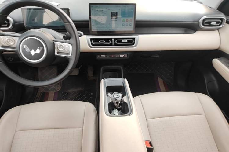 Used Wuling Bingo PLUS 2024 510 km Flagship Edition Four-Seater Version
