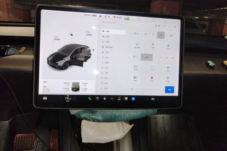 Used Tesla Model Y 2021 Long-Range All-Wheel-Drive Version 3D7
