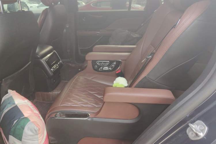 Used Lincoln Aviator 2020 3.0T V6 Four-Wheel Drive Zunya Edition Left Rear Seat