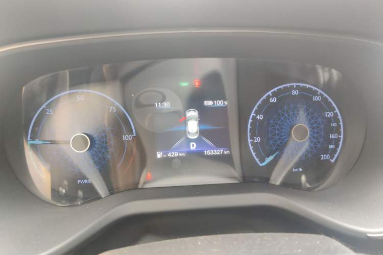 Used Hongqi E-QM5 2022 431 km Charge & Enjoy Edition