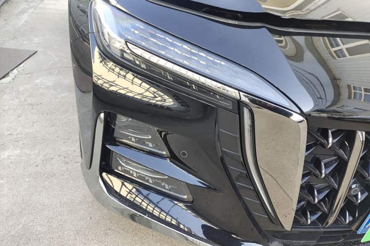 Used Hongqi H6 2023 2.0T ZhiShang Version
