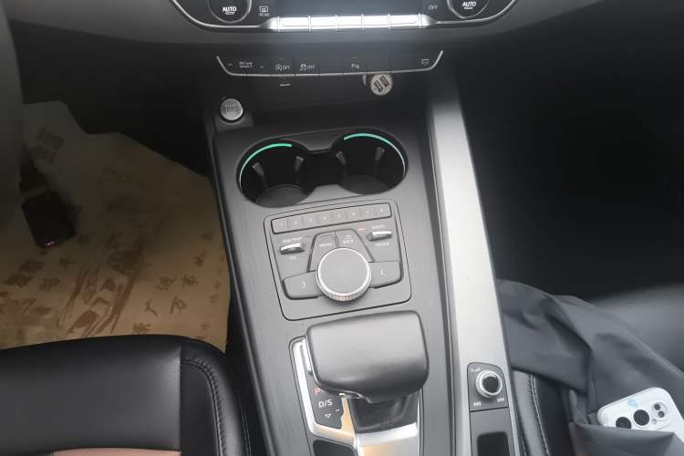 Used Audi A4L 2019 40 TFSI Ambition China VI