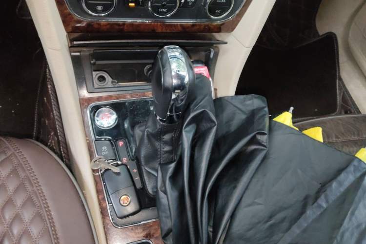 Used Volkswagen Passat 2013 1.8TSI DSG Prestige Edition Gear Lever