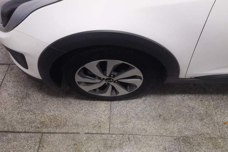 Used Kia KX Cross 2017 1.4L AT GLS
