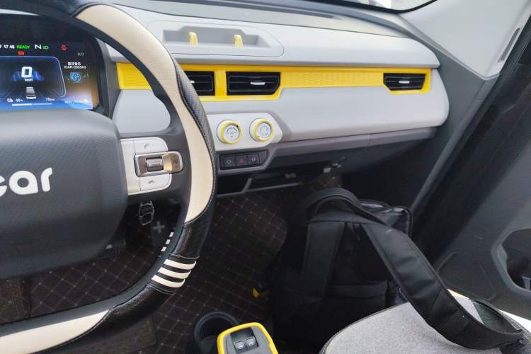 Used Chery QQ Ice Cream 2022 170km Sundae Phosphate Lithium-Ion
