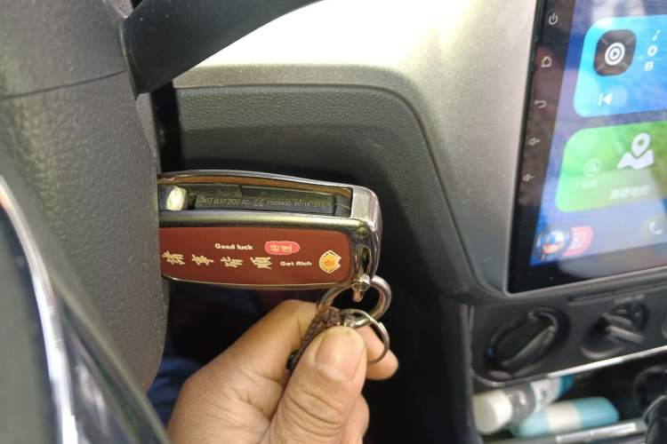 Used Volkswagen Lavida 2015 1.6L Automatic Comfort Edition
