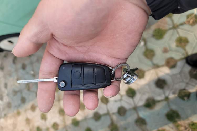 Used Chery QQ QQ Ice Cream 2022 120km Conical Shape Lithium Iron Phosphate
