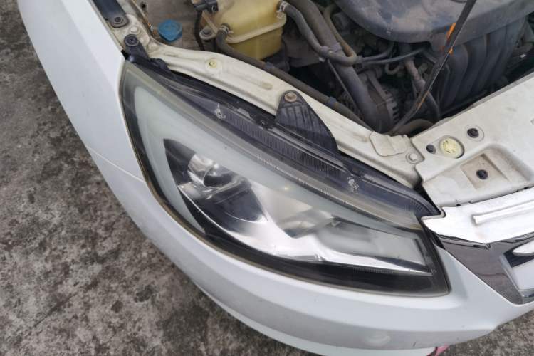 Used Chery Arrizo 7 2013 1.6L CVT Zhixiang Edition Right Front Headlight
