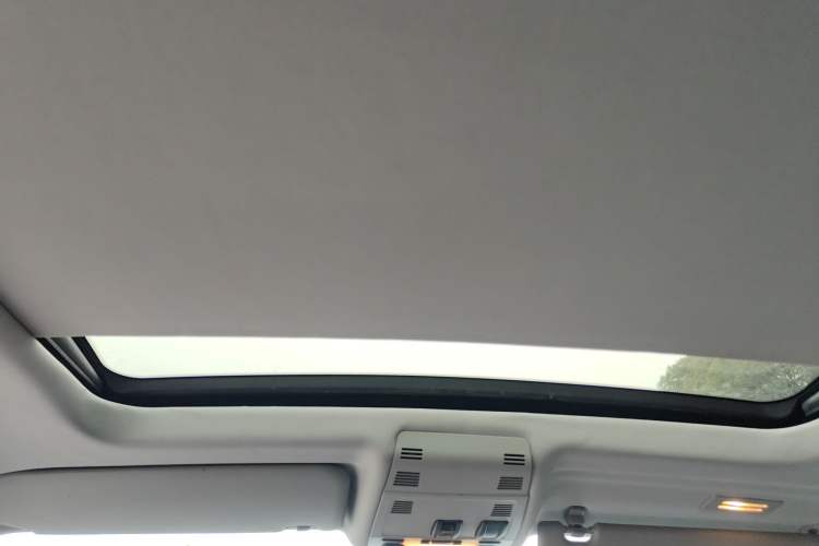 Used BMW X1 2014 sDrive18i Leading Model
