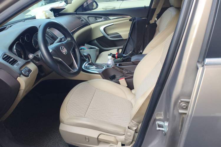 Used Buick Regal 2014 2.0L Leading Fashion Edition