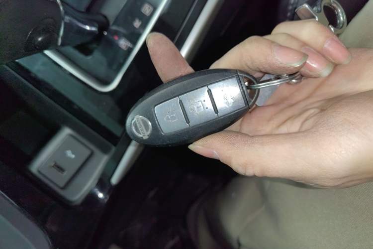 Used Nissan Sylphy 2019 1.6XV CVT Smart Connect Luxury Edition China VI Standard