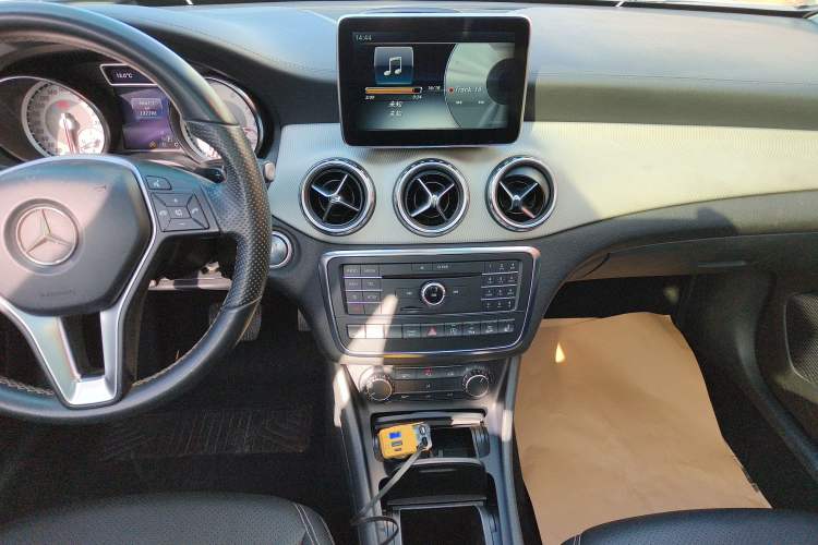 Used Mercedes-Benz GLA 2016 GLA 220 4MATIC Luxury Model