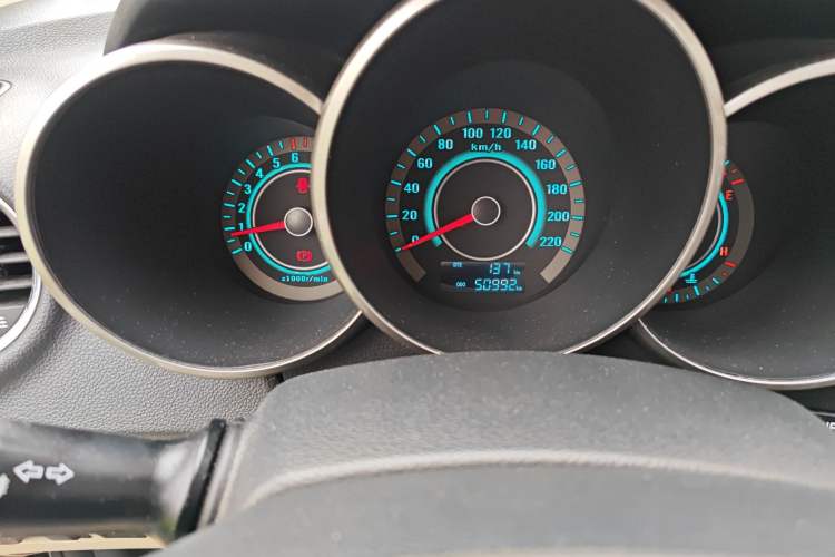 Used CHANGAN Eado 2012 1.6L Manual Luxury Version China IV Standard