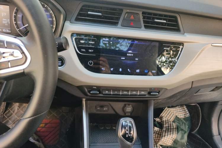 Used Geely Auto Vision X3 2020 1.5L CVT Luxury Model
