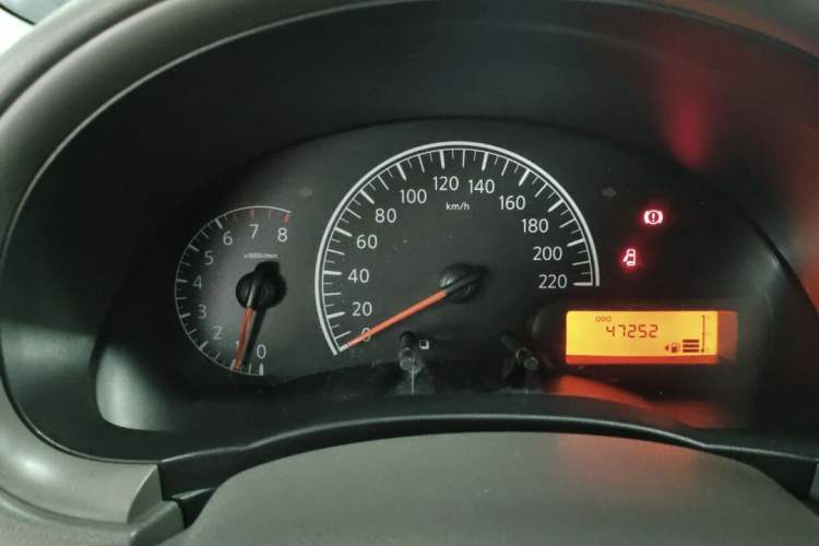 Used Nissan Sunny 2015 1.5XE Manual Comfort Edition
