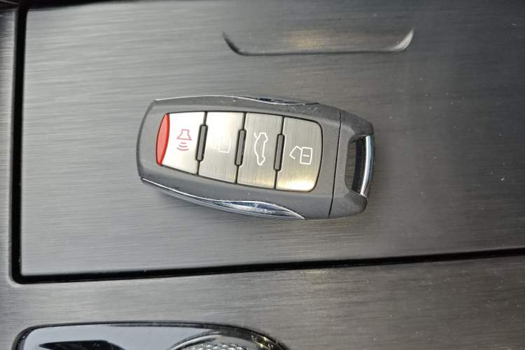 Used Haval H6 New Energy 2023 DHT-PHEV 110KM Long-Range Edition
