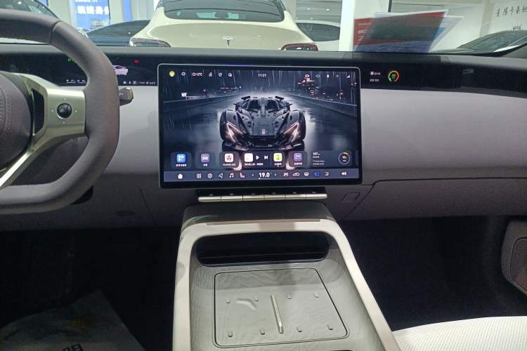 Used Avatr 12 2025 Year Updated Ultra Extended-Range Version Audio And AC Panel