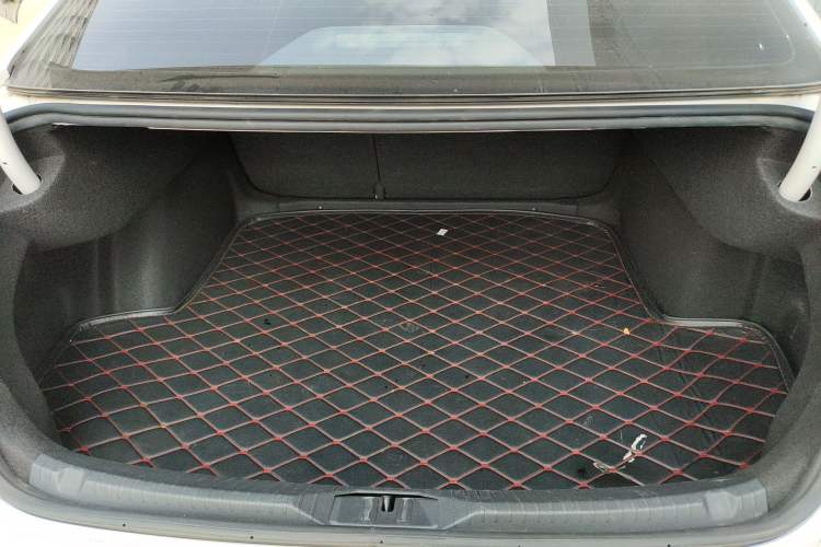 Used Volkswagen Lamando 2018 230TSI DSG Fashion Edition Trunk