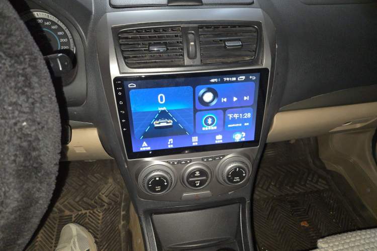 Used Bestune B50 2012 1.6L manual fashion version
