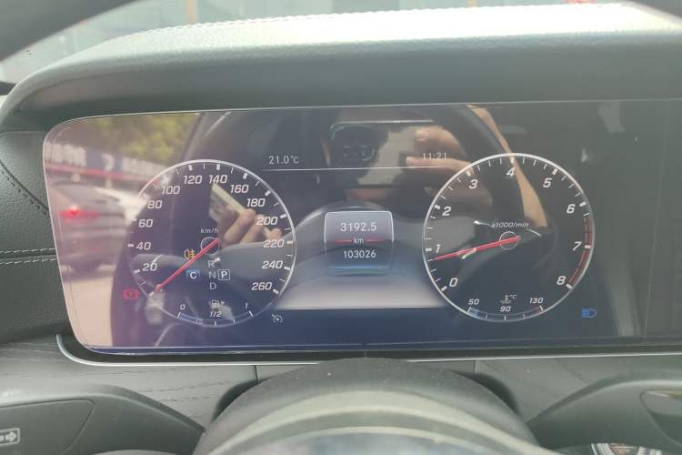 Used Mercedes-Benz E-Class 2019 Restyled E 300 L Sporty and Stylish Edition Instrument Cluster