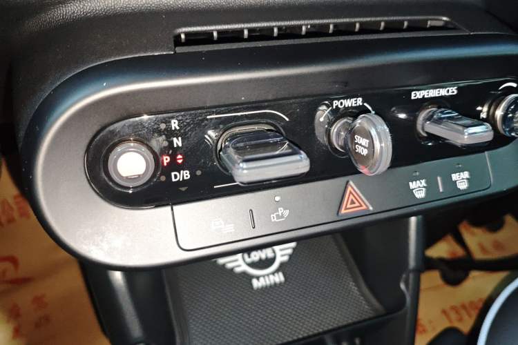 Used MINI Electric MINI COOPER 2024 456km COOPER E Classic Edition
